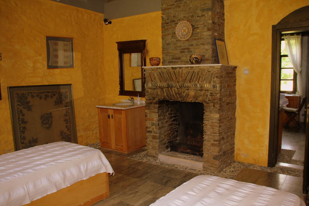 Eski Doganbey Houses Bilik gambar